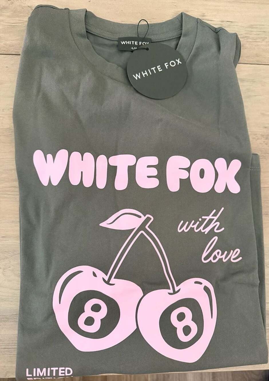 White Fox Boutique Oversized T-Shirt Size L/XL Dark Grey 8 Ball Cherry